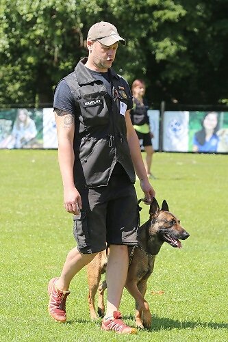 2016-t-06-179.jpg